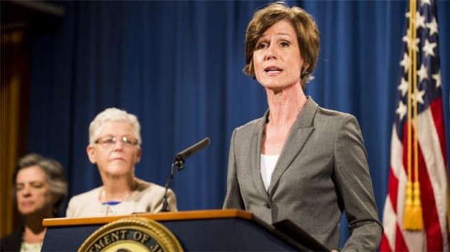  ترەمپ، بریکاری وەزیری دادی لە کارەکەی دوور خستەوە 