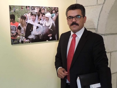  	 شارەزایەکی دەستوور: پارتی بۆیە پێداگرە لەسەر دەستوور تا تانکی ئەبرامز دژی هاووڵاتیان بەکار نەهێت 