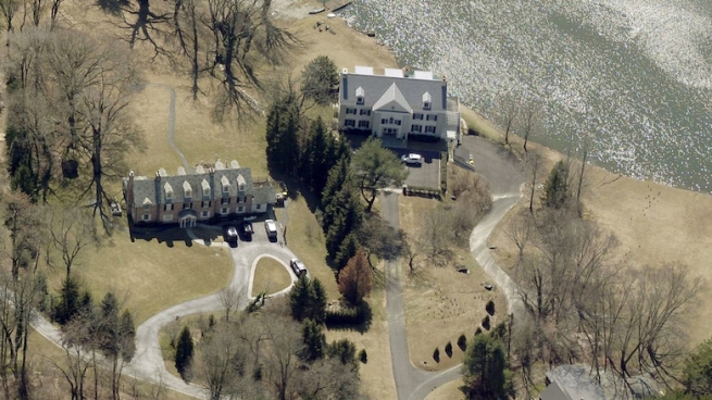 فڕینی فڕۆکە بەسەر ماڵی جۆ بایدندا قەدەغە کرا