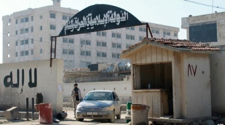 داعش دوو تریلیۆن دینار بۆ سوریا دەگوازێتەوە