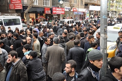 لەبەر كێشەی نەبوونی كارەبا كاسبكارانی دیاربەكر تووڕەن