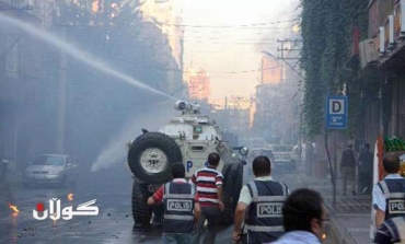 گردبوونەوە جەماوەرییەكەى دوێنێى دیاربەكر ئاڵۆزى لێ كەوتەوە