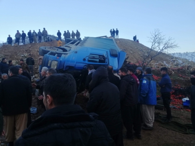 پشدەر.. لە ئەنجامی وەرگەڕانی ئۆتۆمبێلێک شۆفێرەکە گیانی لەدەست دا