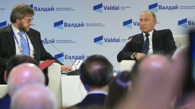 پوتین: دەستێوەردانی دەرەكی عێراقی تووشی تیرۆریستان كردووە