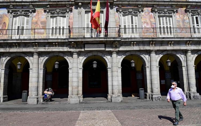 ئیسپانیا بەهۆی ڤایرۆسی کۆرۆنا باری نائاسایی رادەگەیێنێت