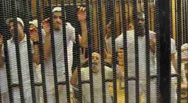 له‌ میسر 250 ئه‌ندامی ئیخوان ره‌وانه‌ى دادگاى سه‌ربازى كران