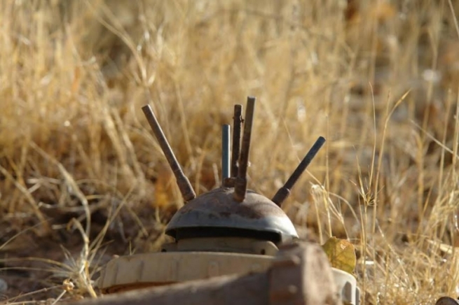 وڵاتی یابان ئامێرێکی تایبەتی لەناوبردنی مینی بۆ سنووری پارێزگای ھەولێر دابین کرد