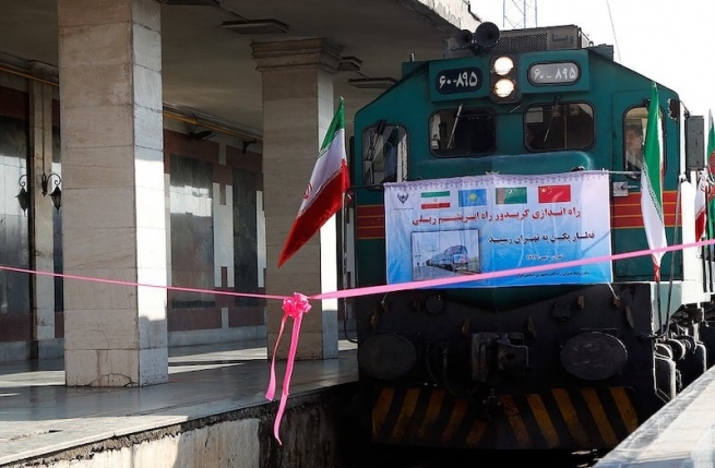 كۆمارى ئیسلامى ئێران داواى ڕاكێشانى هێڵى شه‌مه‌نه‌فه‌ر بۆ هه‌رێمى كوردستان ده‌كات