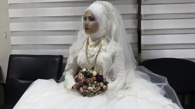 لە ئامەد بوكێكی تەمەن 14 ساڵ لە هۆڵی زەماوەند ڕزگار كرا