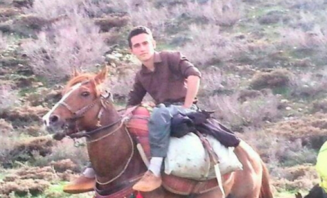 پیرانشار.. هێزە ئەمنییەکانی ئێران کۆڵبەرێکی گەنجیان کوشت