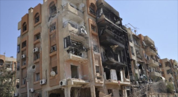 چه‌كدارانى فه‌ڵه‌ستینى له‌ كه‌مپى یه‌رمووك پاشه‌كشه‌یان به‌ داعش كرد