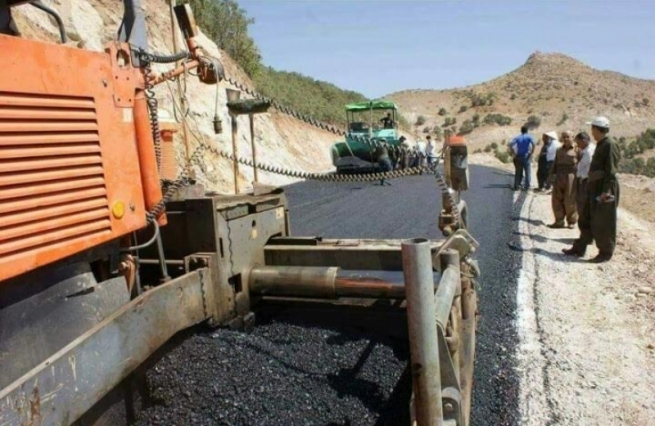 راپەڕین.. رێگای مەرزی کیلێ قیرتاو کرا