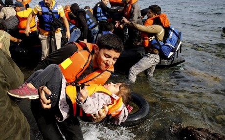 ئافرەتێک و دوو منداڵ لە کەناراوەکانی یۆنان خنکان 