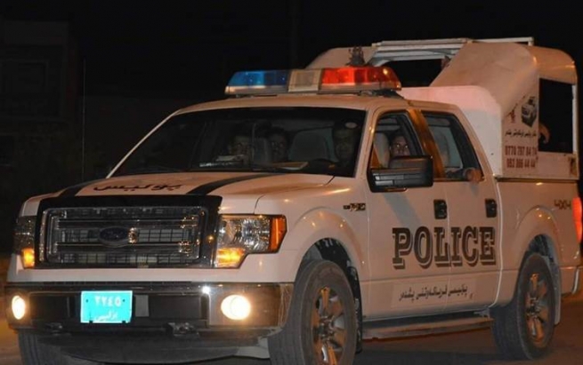 پۆلیسی راپەڕین: بەهۆی شەڕە چەقۆی دوو دراوسێوە شەش کەس برینداربوون