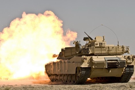 تۆپخانەکانی سوپای ئەمریکا باکووری مووسڵ تۆپباران دەكەن