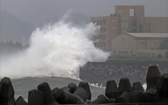 به‌هۆی گه‌رده‌لوولی چان هۆم 800 هه‌زار كه‌س له‌ هه‌رێمى زیگیانگی چین ده‌گوازرێنه‌وه‌