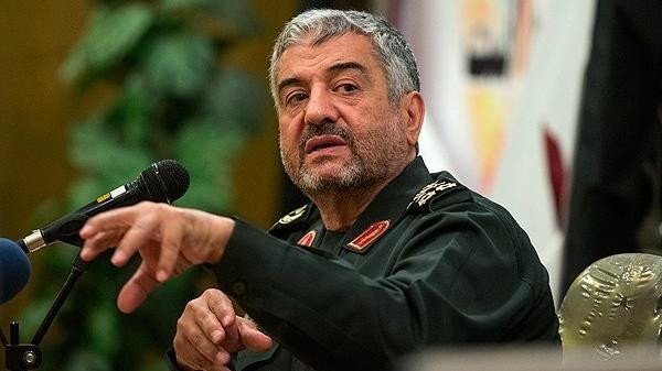  	 فه‌رمانده‌ی سوپای پاسداران: ماكڕۆن گه‌نجێكی كه‌مئه‌زموونه‌ 