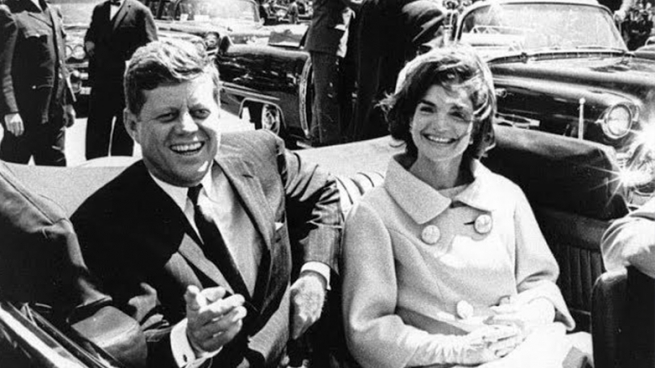 سەردەمی جۆن کەنەدی بە سەردەمی زێرینی ئەمریکا ناودەبرێت.. بایۆگرافیا و وێستگەكانی ژیانی