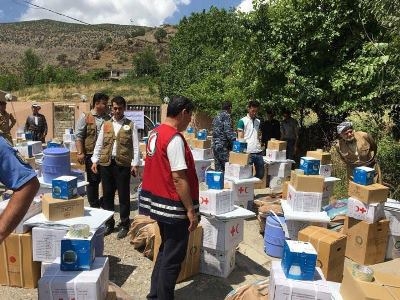 دەزگای خێرخوازیی بارزانی هاوکاریی پێشکەش به ٥٠ خێزانی زیانلێکەوتووی لافاو لە سۆران کرد