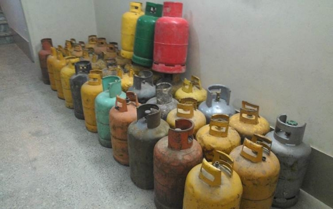 لە هەندێک ناوچەی ئێران گاز گرانبووە و دەستناکەوێت