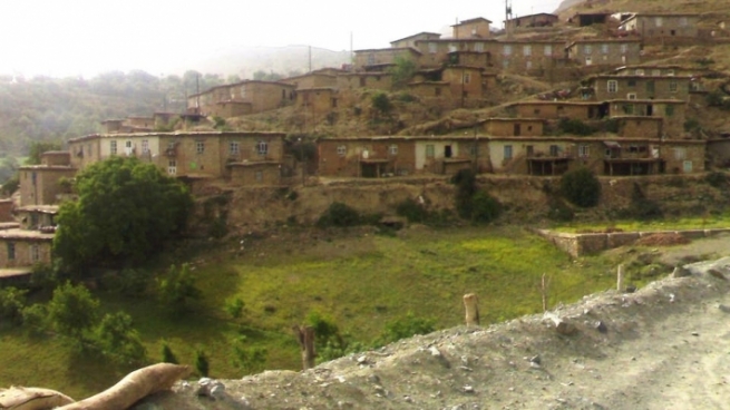 هێزە ئەمنییەکانی ئێران داوای چۆڵکردنی شەش گوندی سنووری سەردەشت دەکەن