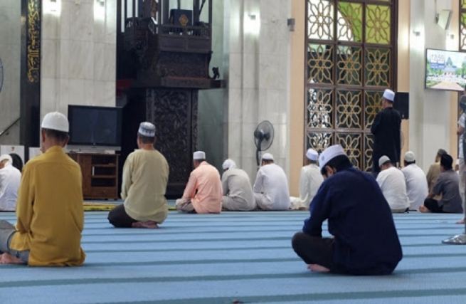 ئه‌م هه‌ینییه‌ هیچ كۆبوونه‌وه‌یه‌كی ئایینی ناكرێت