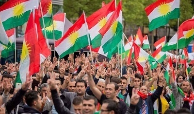  	 ئازاد تۆفیق: گوناحە گۆڕان و کۆمەڵ ڕیفراندۆم وەک دێوەزمە نیشانی هاونیشتمانیان دەدەن 