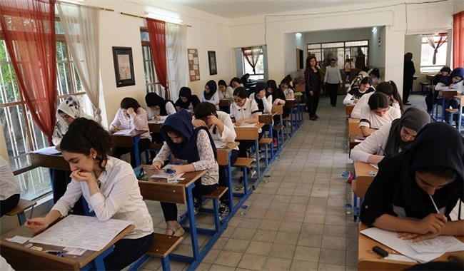  	 حەفتەی دابێ ئەنجامی تاقیكردنەوەكانی كۆتایی ساڵ رادەگەیێندرێت 