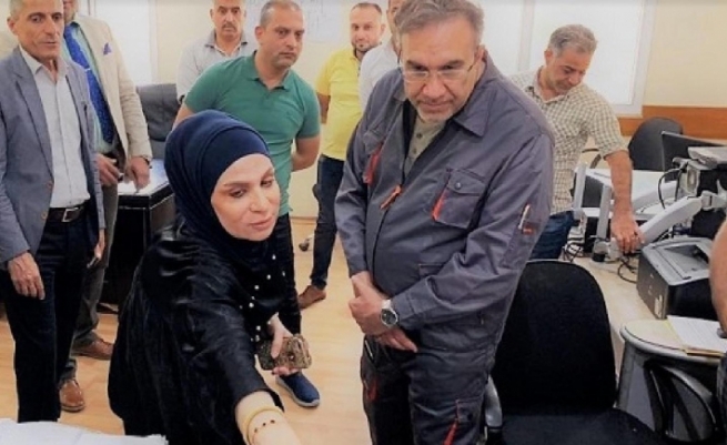 هاتوچۆی دەرەوەی وڵات لە وەزیری پێشووی كارەبای عێراق قەدەغە كرا