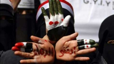 حمس لەژێر بۆردومانی چڕی سوپایە و تەنیا ئەمڕۆ دەیان کوژراوی لێکەتووەتەوە