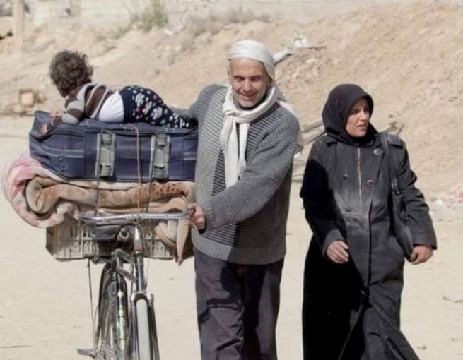 هەناردەی نەوتی ئێران بۆ ١٠٠ هەزار بەرمیلی ڕۆژانە دابەزیوە