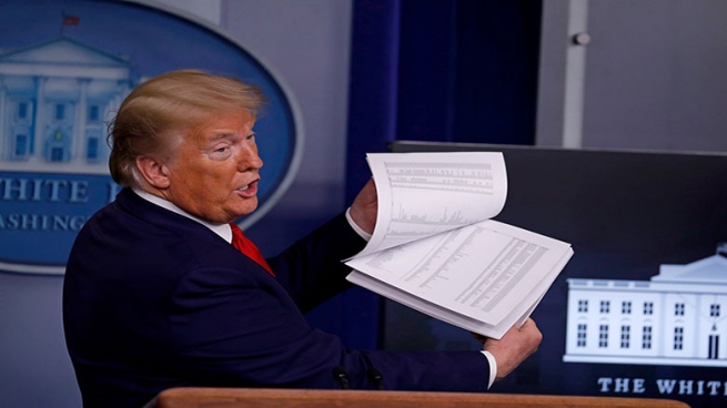 تره‌مپ زۆربه‌ی به‌ڵگه‌نامه‌ فه‌رمییه‌كانی كۆشكی سپی دڕاندووه‌