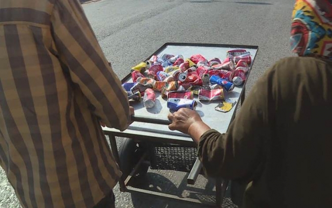 لە عێراق هۆشداری لە زیاتر بەرزبوونەوەی رێژەی هەژاری دەدرێت