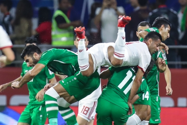 عێراق... یاریزانێكی تۆپی پێ لەناو یاریگادا كوژرا