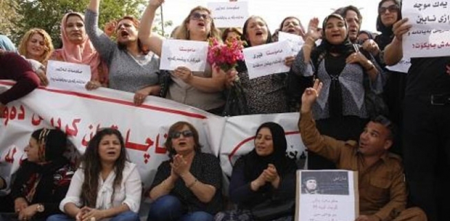  هێشتا شاندەکەی یەکێتی لە تارانە و ئێران دەستی بە تۆپبارانکردنی سنوورەکانی کوردستان کردەوە 