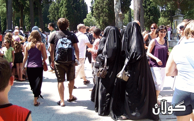  هۆڵەندا بڕیارێکی دژی ئیسلامییەکانی وڵاتەکەی دا 