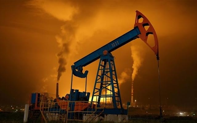 نرخی نەوتی خاو لەمساڵدا گەیشتە بەرزترین ئاست