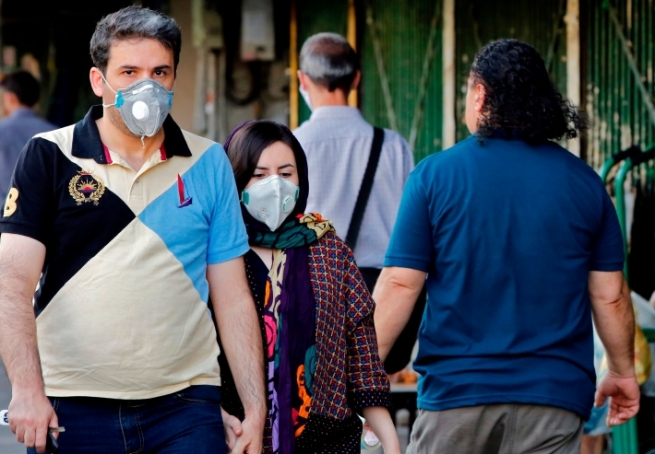 سه‌رۆك كۆماری‌ ئێران، بانگ كرایه‌ دادگا