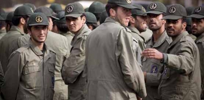 سوپای پاسداران قوتابیان هان دەدات لەدژی حزبە کوردییەکان بوەستنەوە