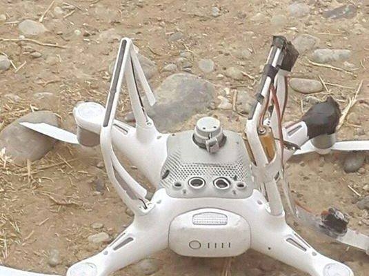 فڕۆکەیەکی بێ فڕۆکەوانی داعش دەخرێتە خوارەوە 