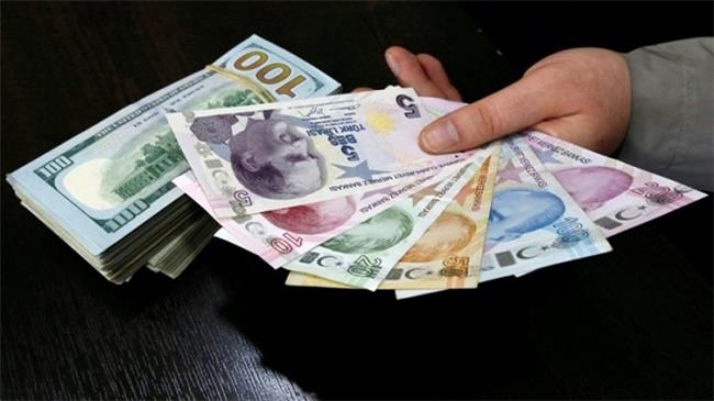  	 ئیدریس ڕەمەزان: دابەزینی لیرە و تمەن، كاریگەریی له‌سەر ھەرێم ھەیە 