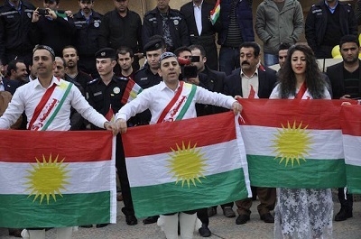    	 	 دهۆك رۆژى ئاڵای كوردستان به‌رز راده‌گرێت 