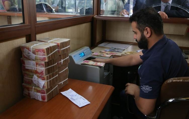 وەزیری دارایی و ئابووری: مووچەی فەرمانبەران بەبێ دواكەوتن بەردەوامدەبێت