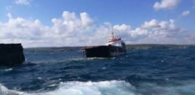 کەشتییەکی رووسی لەنزیک کەناراوەکانی تورکیا ژێر ئاو کەوت