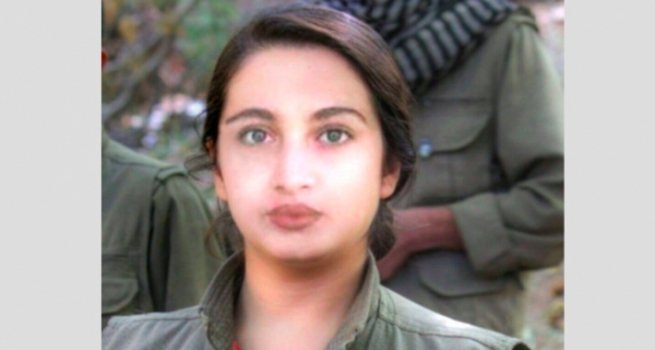 پەکەکە كچێك دەكوژێت و باوكیشی ناچار دەكات پاكانەی بۆ بكات