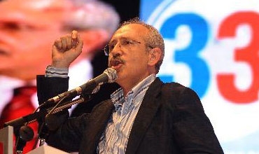 سەرۆكى جەهەپە داوا لە ئەردۆگان دەكا دەست لە كار بكێشێتەوە