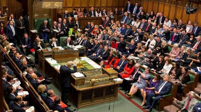 ئه‌نجومه‌نی گشتی به‌ریتانیا رێككه‌وتنی بازرگانی له‌گه‌ڵ یه‌كێتی ئه‌وروپا په‌سند كرد