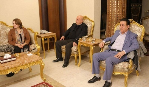  	 سیاسەتمەداران: سەردانی شاندی حزبی كارێكی خراپە و زیان بە بەرژەوەندییەكانی كورد دەگەیێنێت 