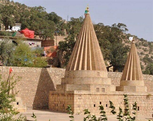  مەریوان نەقشبەندی: كۆمەڵگەی نێودەوڵەتیمان لەو تاوانانه‌ی بەرانبەر بە پێكھاتەكان دەكرێت، ئاگادار كردووەتەوە 