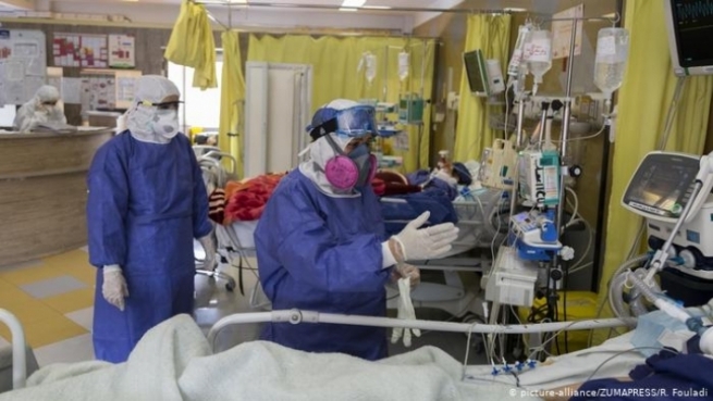 له‌ ئێران ژماره‌ى مردوان به‌هۆى كۆرۆناوه‌ هه‌شت هه‌زار كه‌سى تێپه‌ڕاند